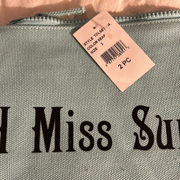 Brand New Wild Fox Swimsuit Bag - Picture 9 of 10